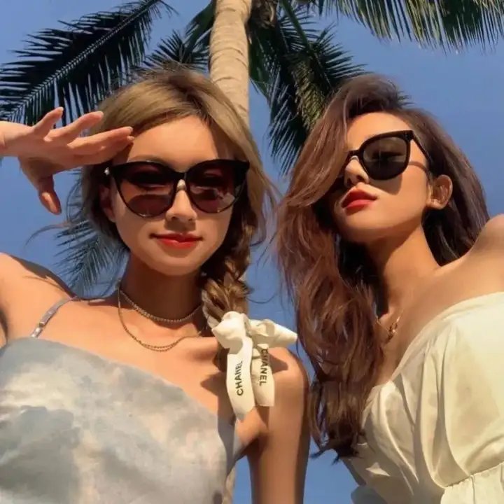 红色八爪女